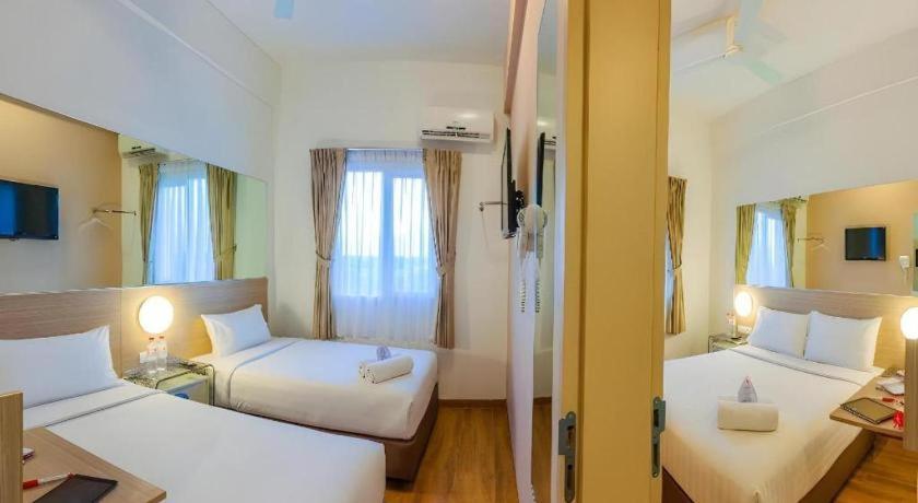 Monoloog Hotel 3*