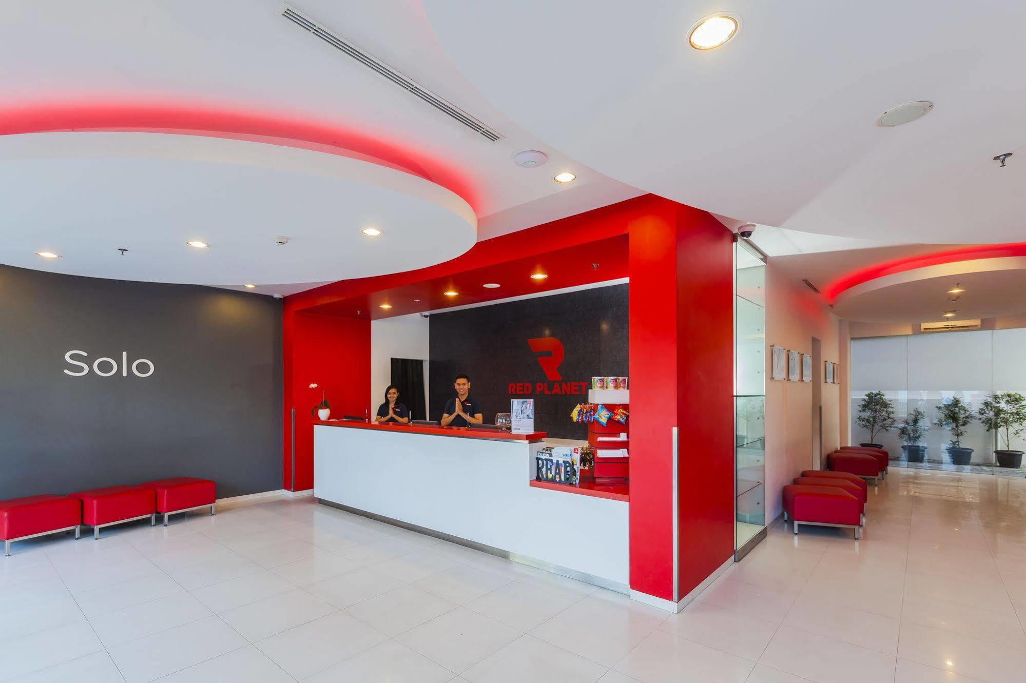 Monoloog Hotel 3*
